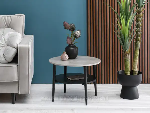 Mały stolik kawowy z betonowym blatem - styl i funkcjonalność